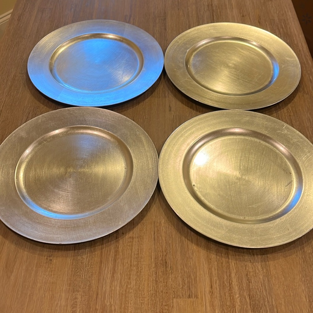 Silver Charger Plates 4